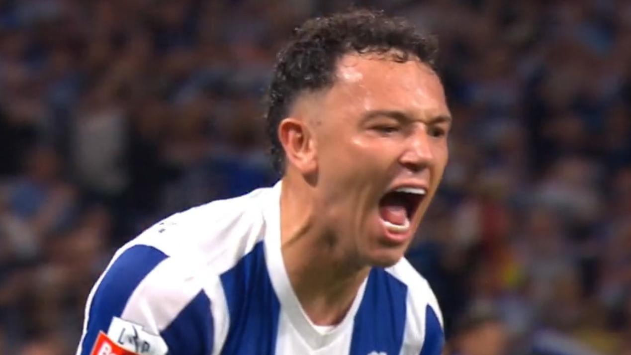 Gol do Porto e assistência brasileira! Pepê, ex-Grêmio, dá passe na medida para Borja Sainz ampliar; VEJA