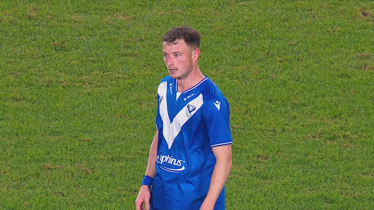 Entre Pellegrini y Valdés, llegó el descuento de Vélez en el Monumental
