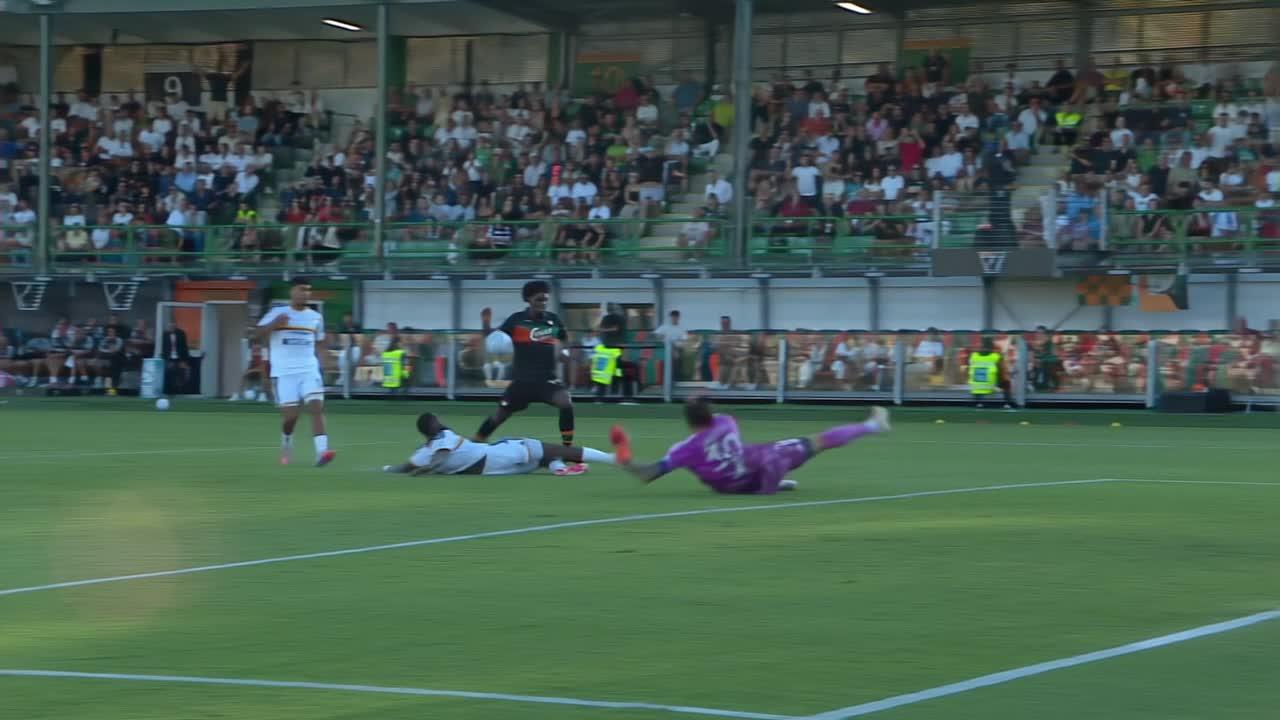 Venezia se había adelantado pero el gol fue anulado