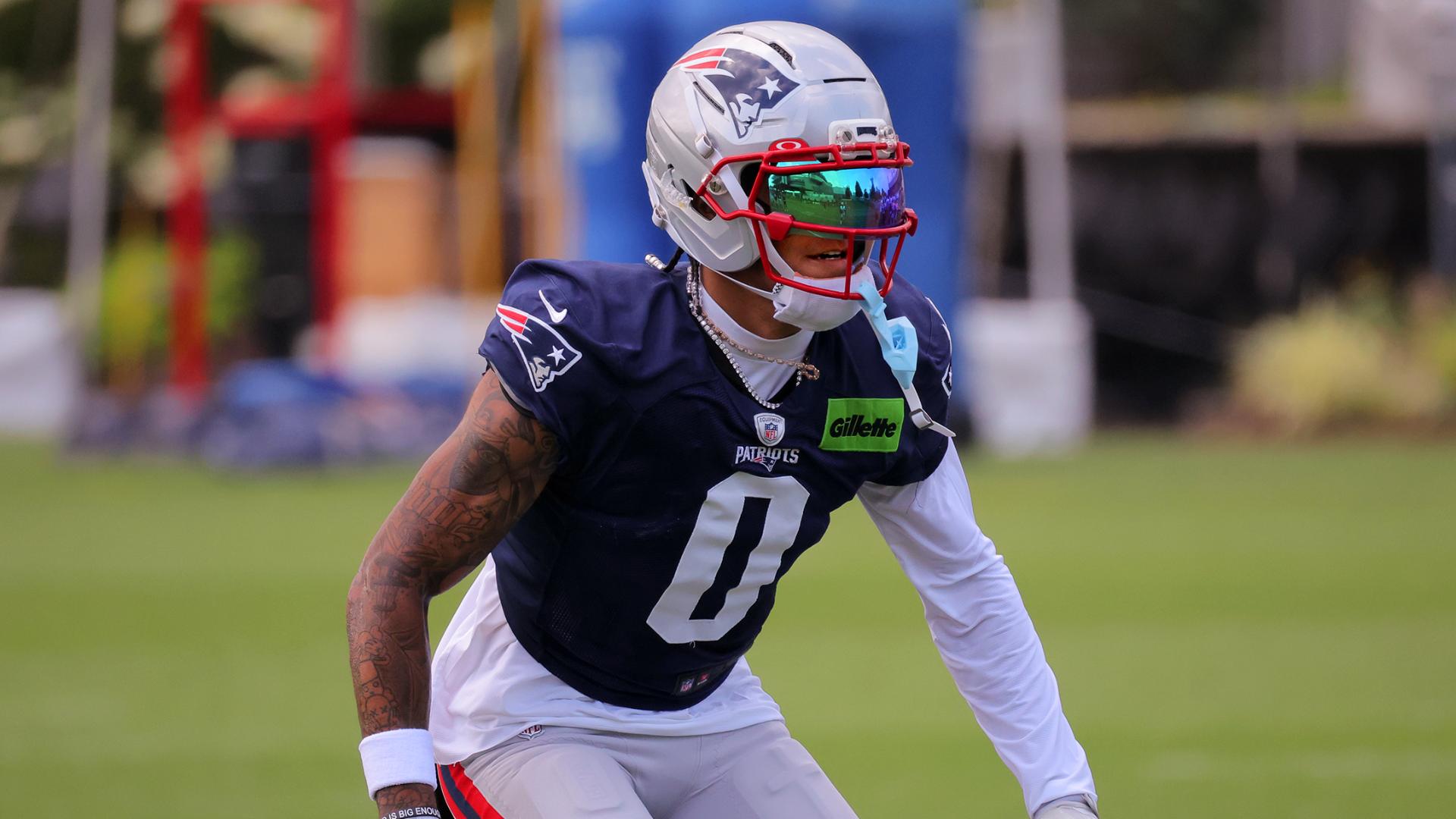 Christian Gonzalez returns to practice after ankle tweak