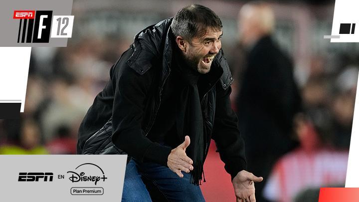 Coudet arribó al Monumental luego de la eliminación en la Sudamericana