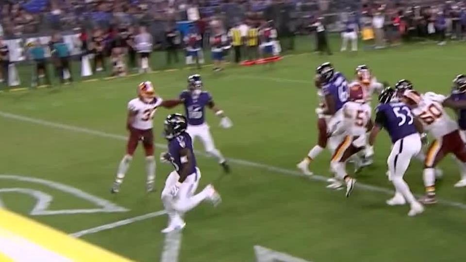 ¡Pura potencia! Jonathan Ward se abre paso para TD de Baltimore