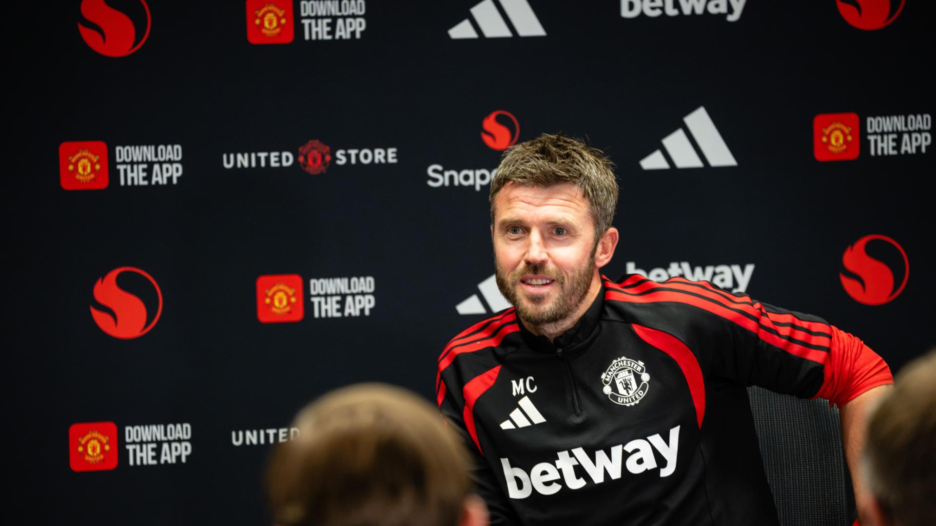 Carrick eyes first Man United win of season in front of Old Trafford crowd