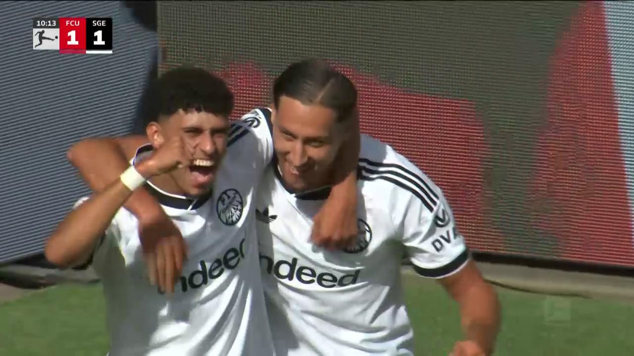 ¡Doblete espectacular en dos minutos: Ebnoutalib marcó para el Frankfurt!