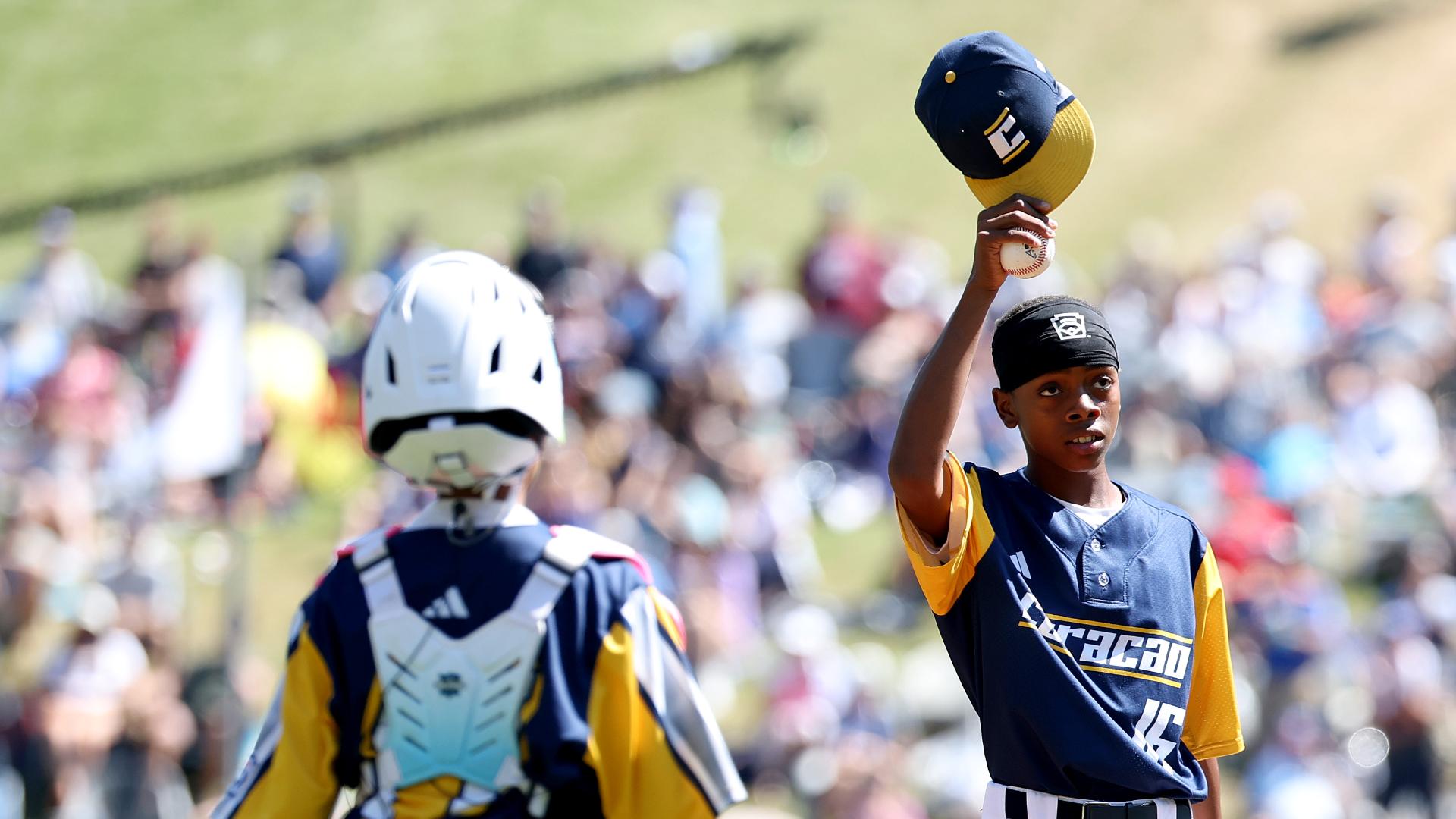Jaymiëll Martina's 12 Ks lead Curaçao over Japan and into LLBWS title game