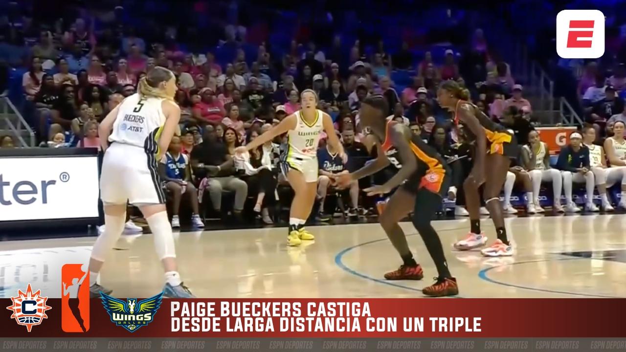 Paige Bueckers castiga desde larga distancia con un triple