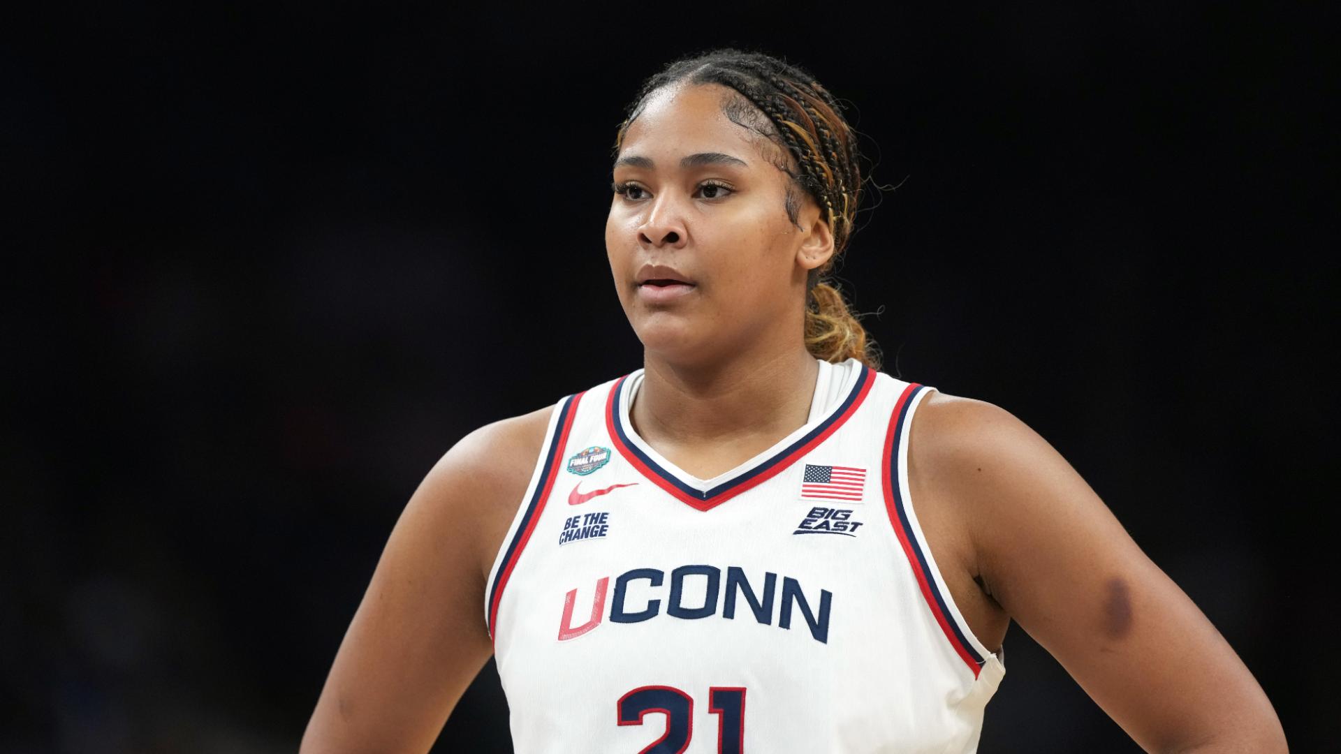 Why UConn's Sarah Strong is a player to watch this season