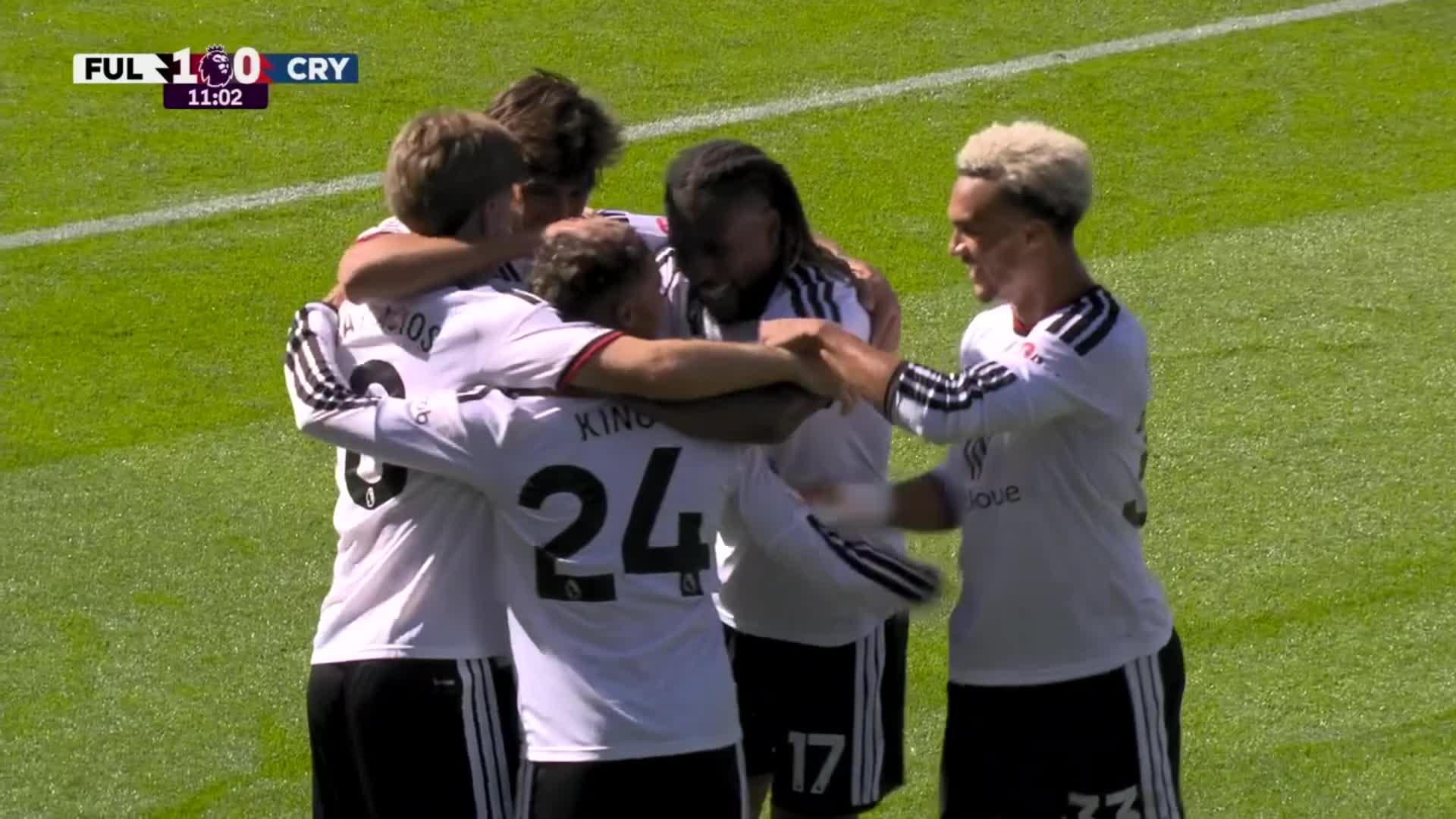 ¡Qué mala suerte, Canvot! King puso el 1-0 para Fulham