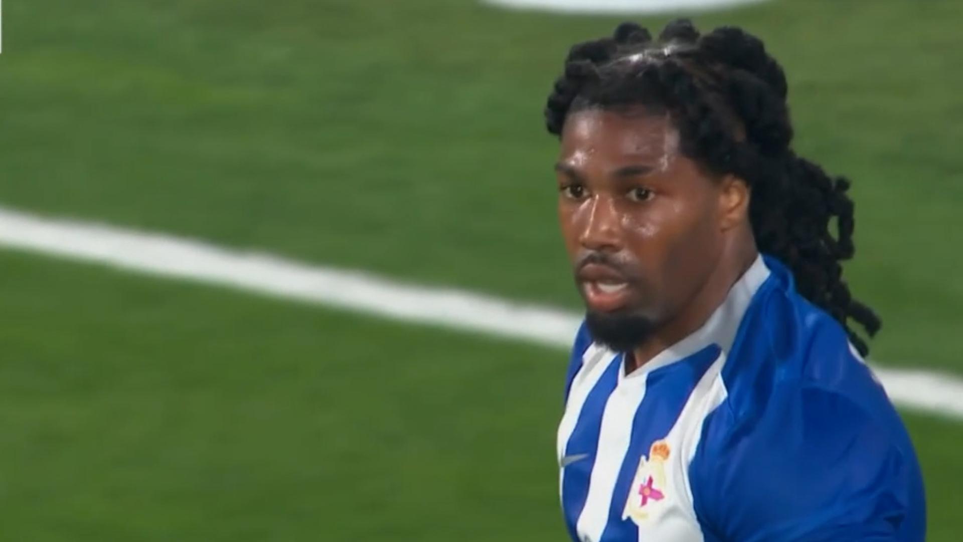 Adama Traore scores ridiculous own goal in Deportivo's win over Villarreal