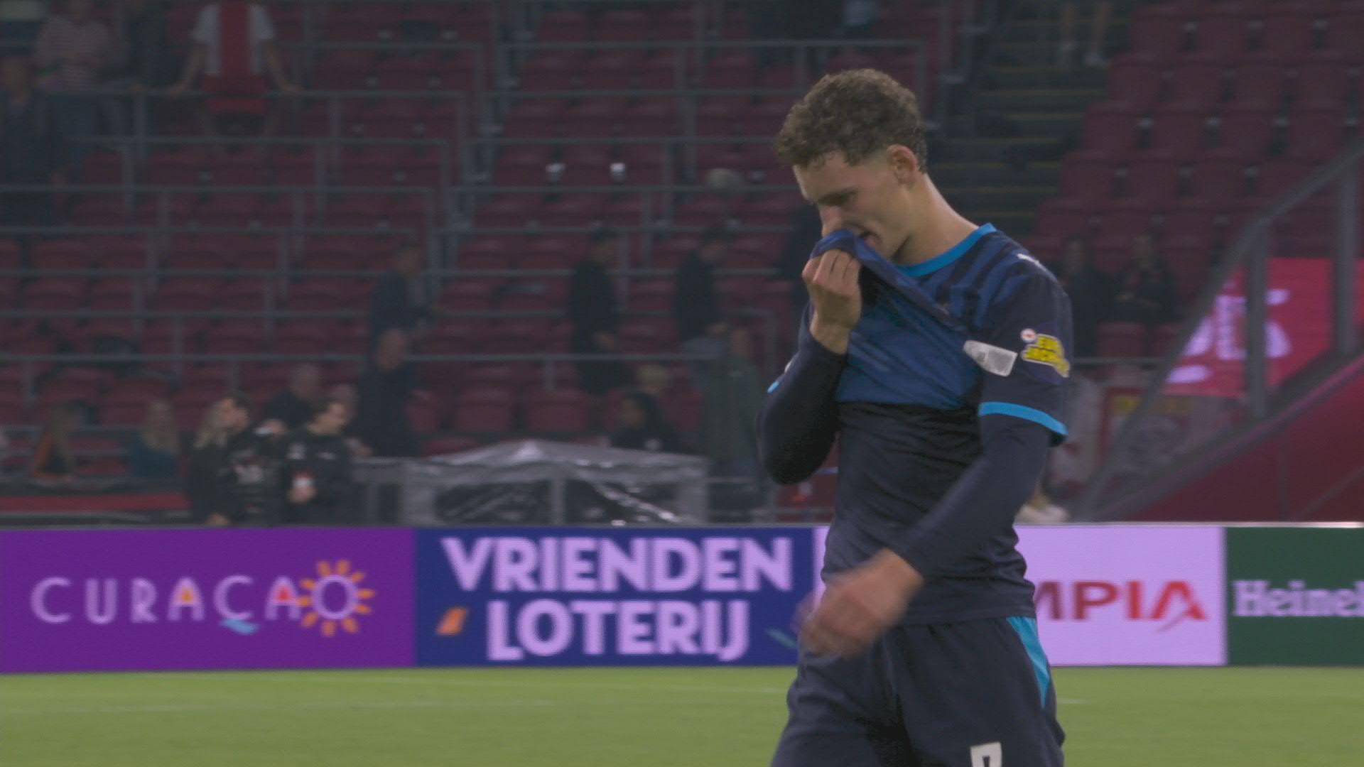 ESPN-analisten schrikken van overtreding Van Bommel: "Dit is absurd gedrag"