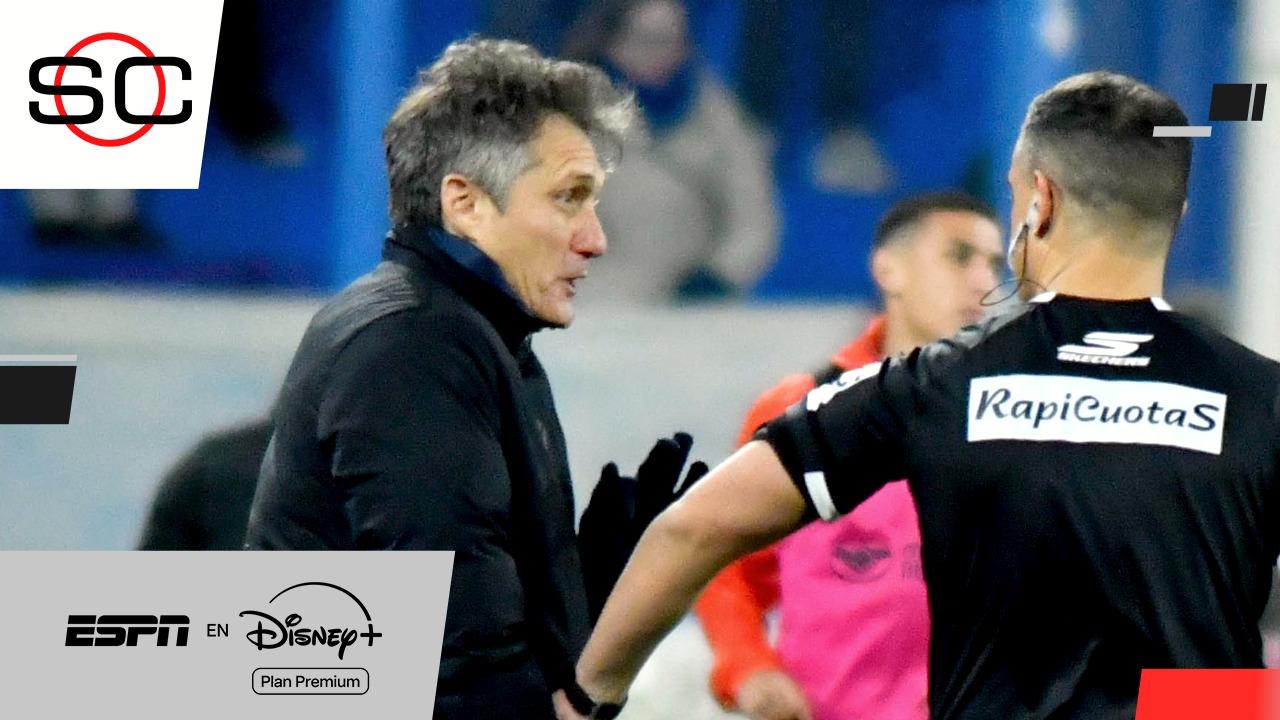 Guillermo Barros Schelotto: "Es para destacar lo que hizo Velez con 5 chicos de 17 años en cancha"