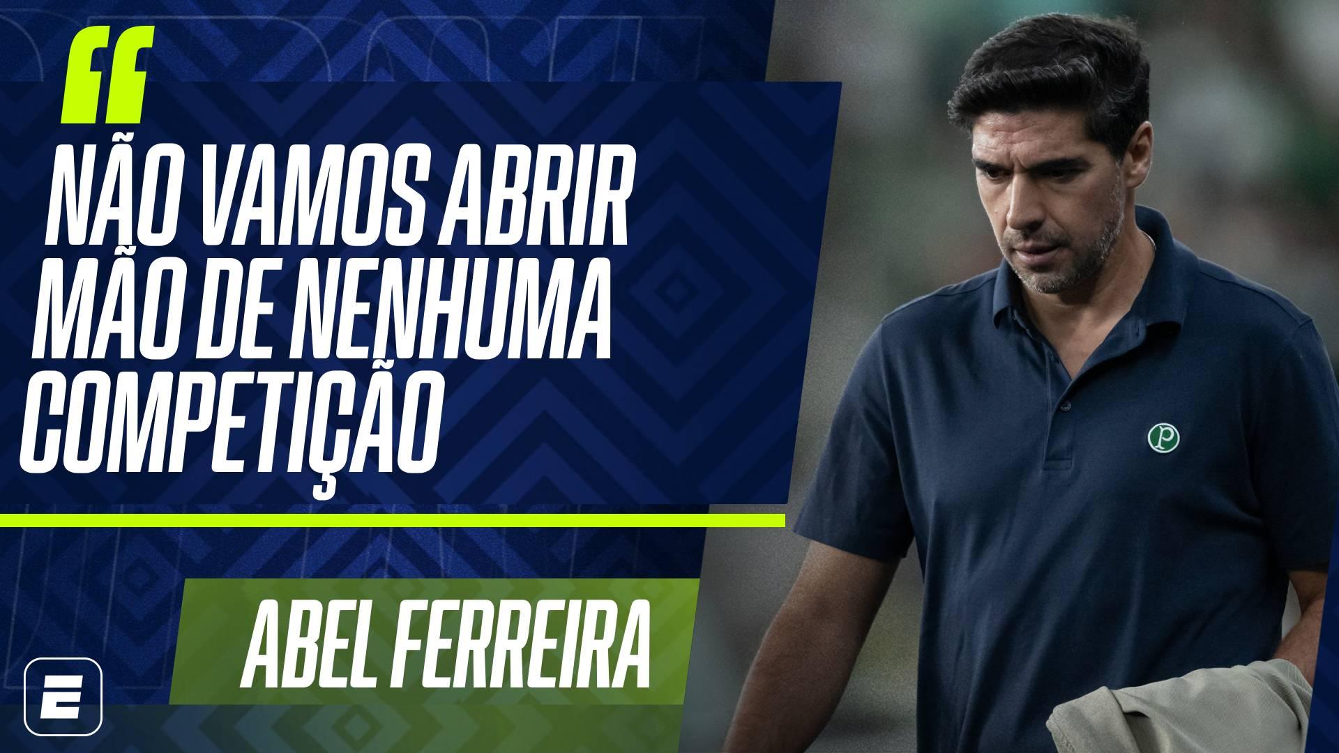 'Há uma equipe que tem a obrigação de fazer muito mais', diz Abel após Flamengo ultrapassar o Palmeiras no Brasileirão