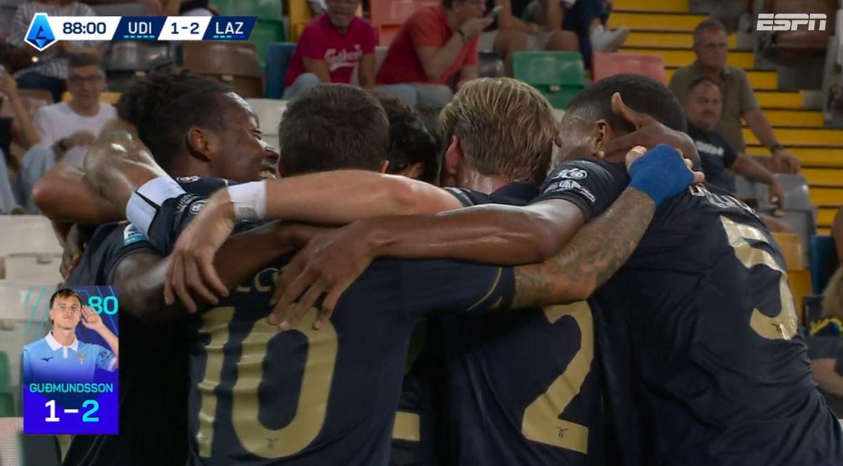 Virada da Lazio nos últimos minutos! Gudmundsson cabeceia firme após jogada trabalhada e castiga a Udinese; VEJA