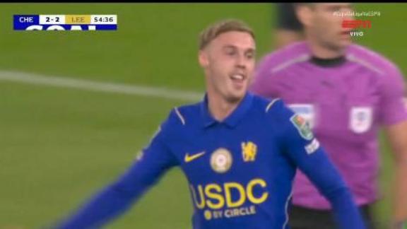 Gol do Chelsea! Cole Palmer converte pênalti e diminui contra o Leeds