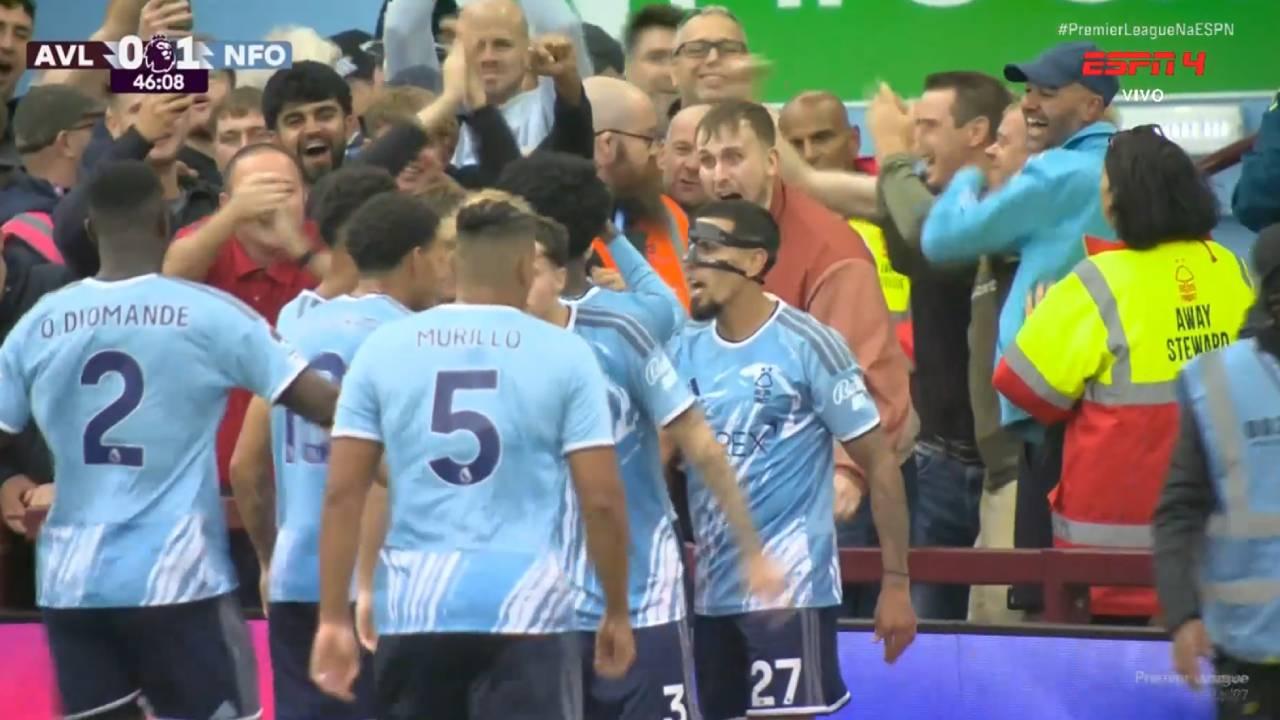Ex-Corinthians, Murillo rouba a bola e no mesmo toque dá assistência para o golaço de Delap em Aston Villa x Forest