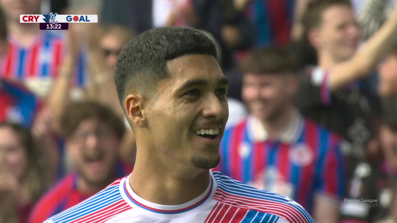 ¡Jugada de lujo y definición top de Khalaili para el 1-0 de Crystal Palace!