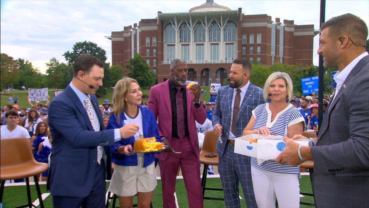 Will Stein's mom brings SEC Nation crew some sweet treats