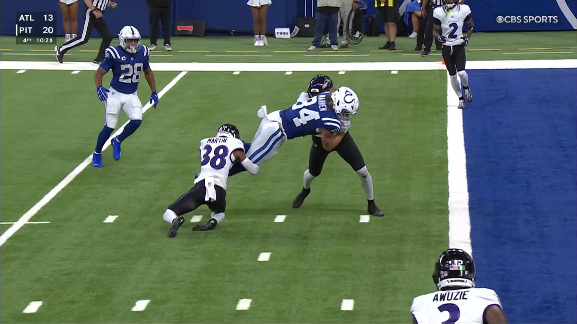 ¡Se estira y anota! Tyler Warren se lanza para el touchdown de los Colts