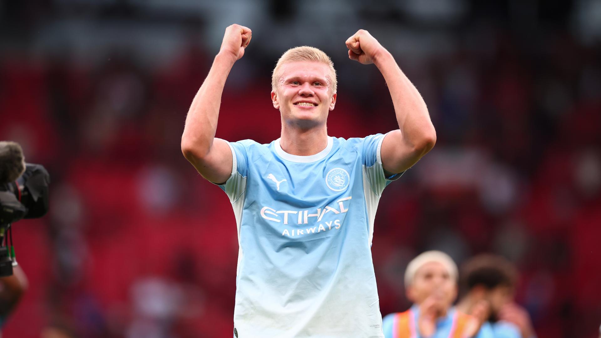 City win Manchester derby in controversial fashion