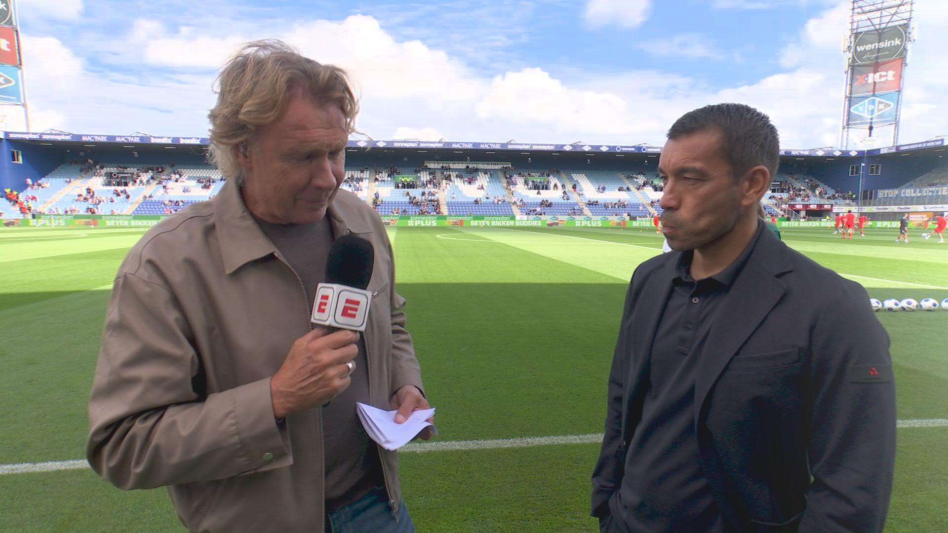 Van Bronckhorst heeft vertrouwen in Valente als buitenspeler: "Hij moet Ferri ondersteunen"
