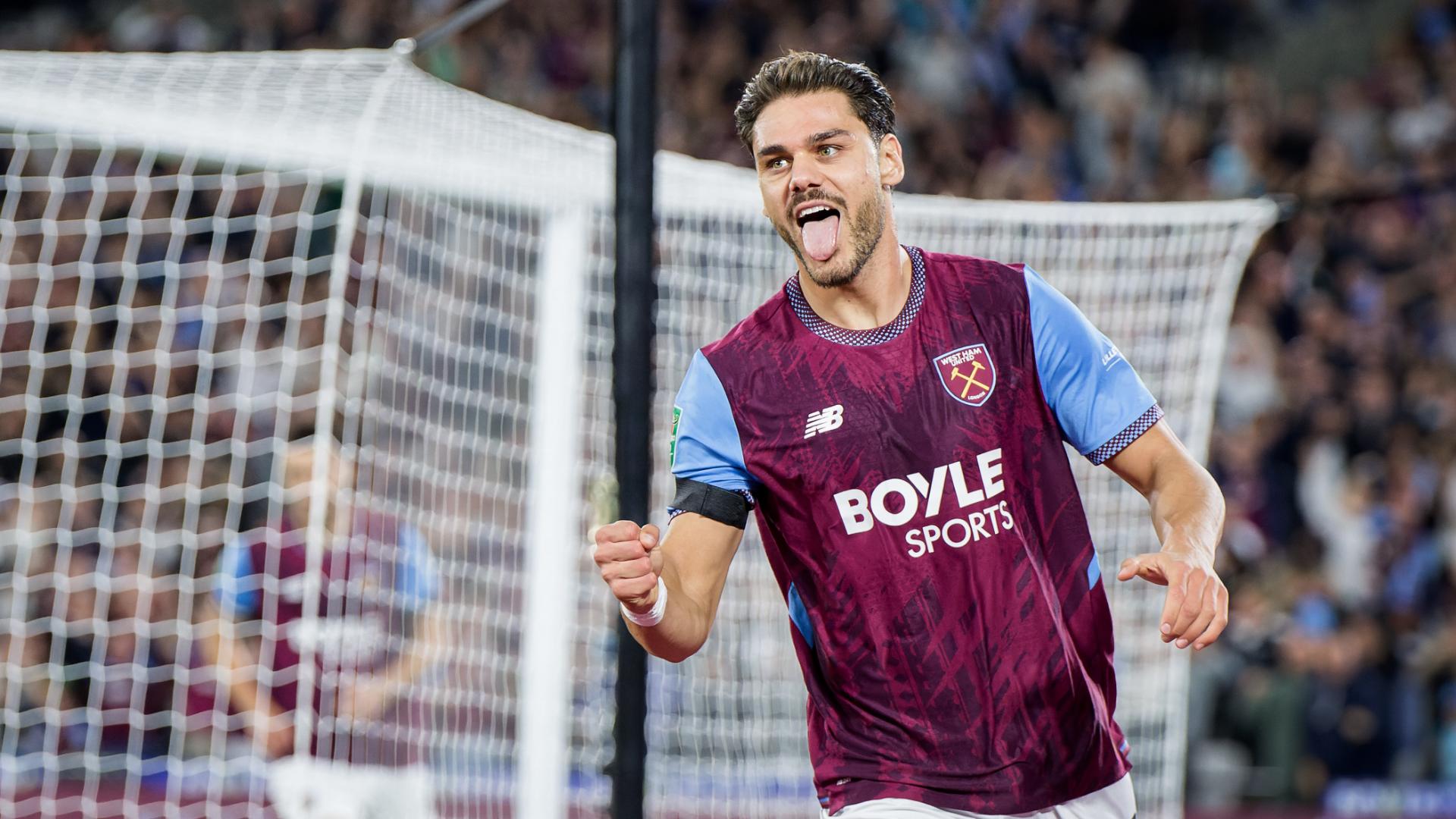 Ex-São Paulo, Morato brilha e balança as redes contra o Fulham pela Copa da Liga Inglesa