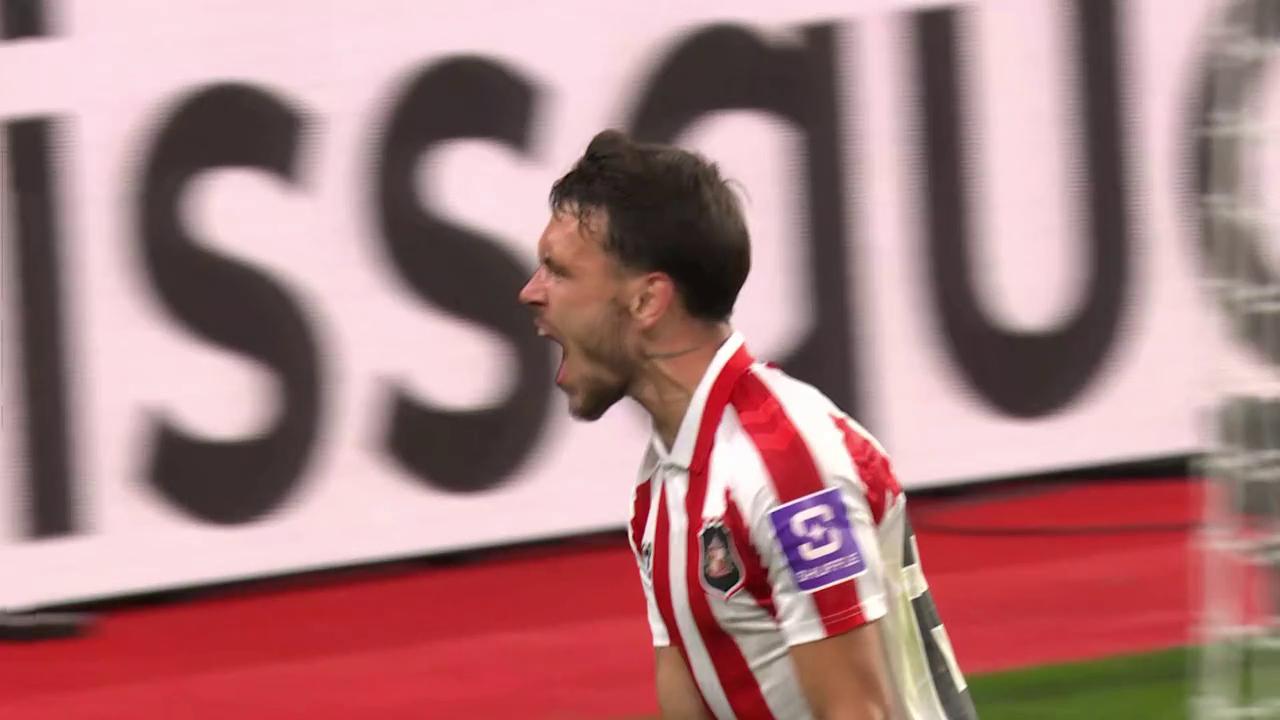 ¡Arriba el Sunderland: Le Fee marcó el 1-0!