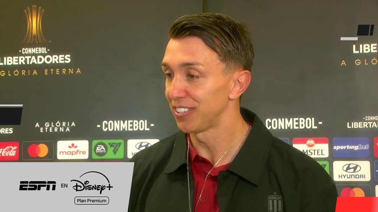 Muslera sobre Depay: "Lo fuerte que le pegó, además de lo mal…"