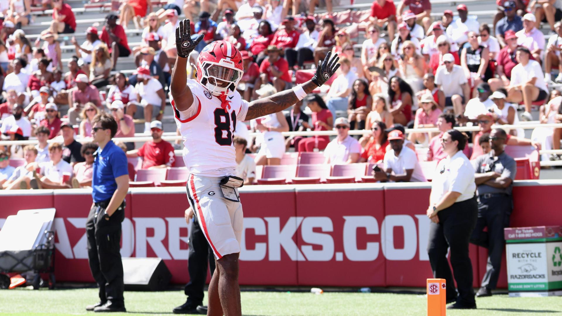 No. 2 Georgia rolls over Arkansas 45-17 in Southeastern Conference opener