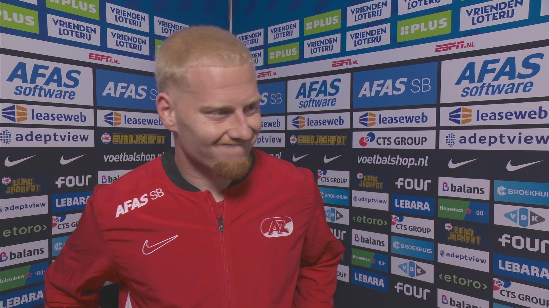 Meerdink over zijn treffer: "Ik raak hem niet eens goed, maar het was genoeg voor een goal"