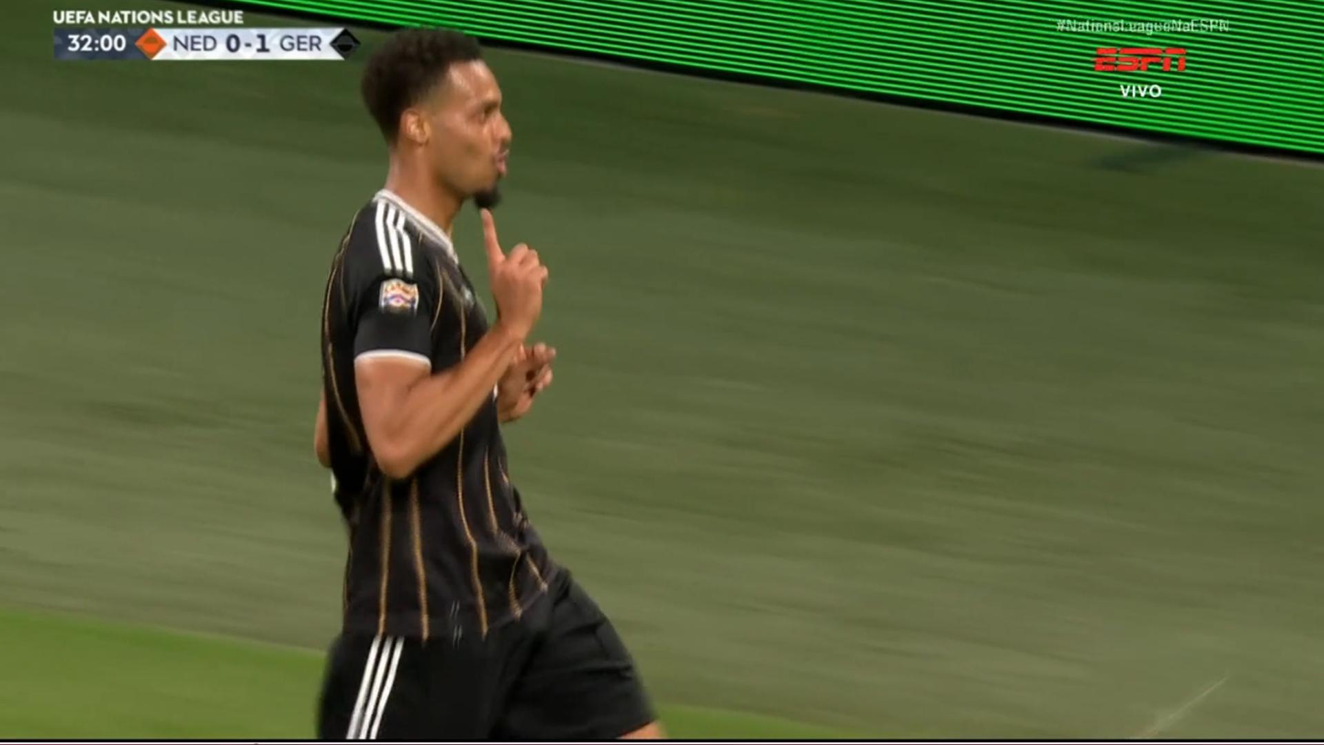 Gol da Alemanha! Brobbey se machuca, jogadores da Holanda pedem para parar o jogo, mas Nmecha faz 1 x 0; VEJA
