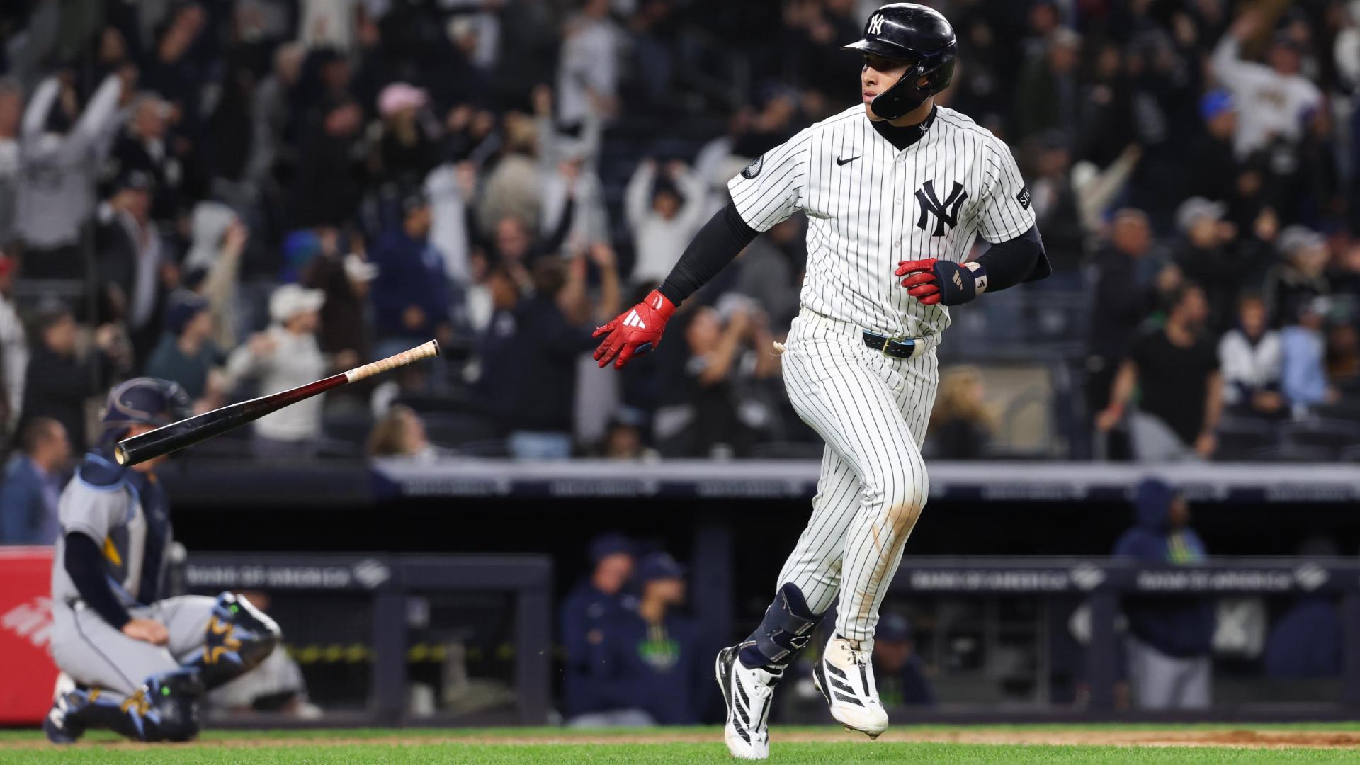 George Lombard Jr.'s go-ahead HR for the Yankees reaches the second deck