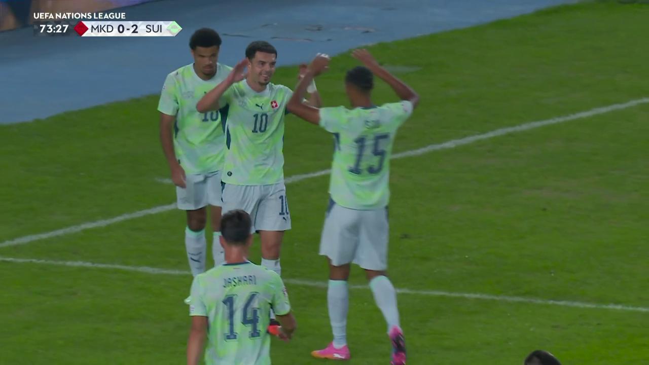 ¡Gol maradoniano de Amdouni para el 3-0 de Suiza!