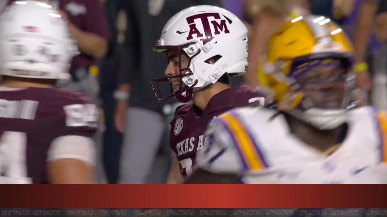 David Olano convierte un gol de campo de 24 yardas.