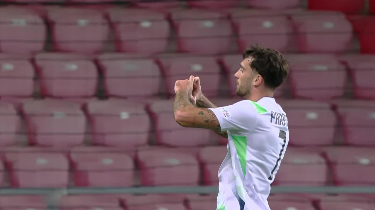 Apareció Parrott para poner el 1-0 para Irlanda