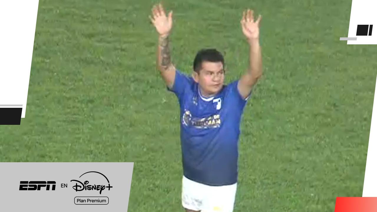 Llora la pelota: Pulga Rodríguez tuvo su despedida en Atlético Tucumán