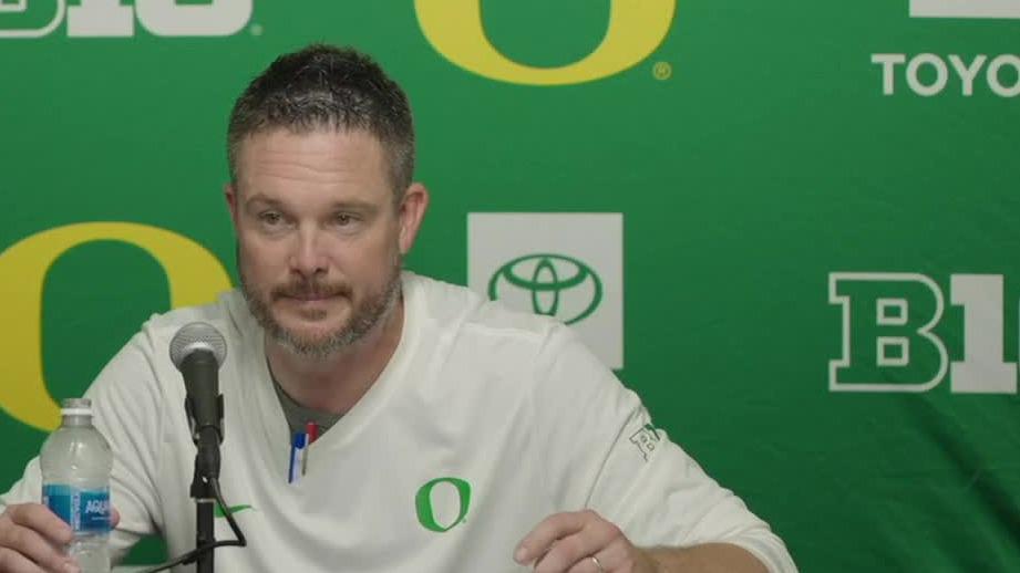 Oregon HC Dan Lanning calls out 'disgusting' hit on Dante Moore