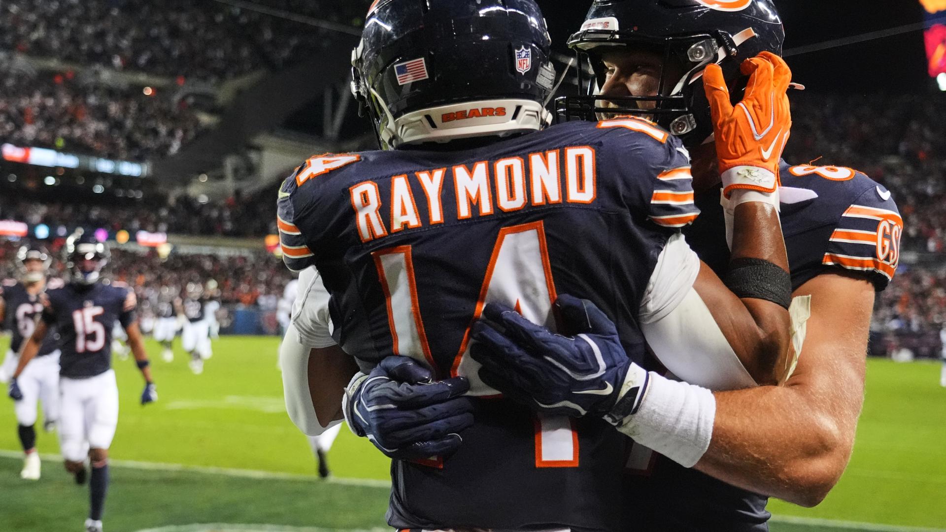Case Keenum drives Chicago to 3 touchdowns as the Bears beat the Eagles 27-7