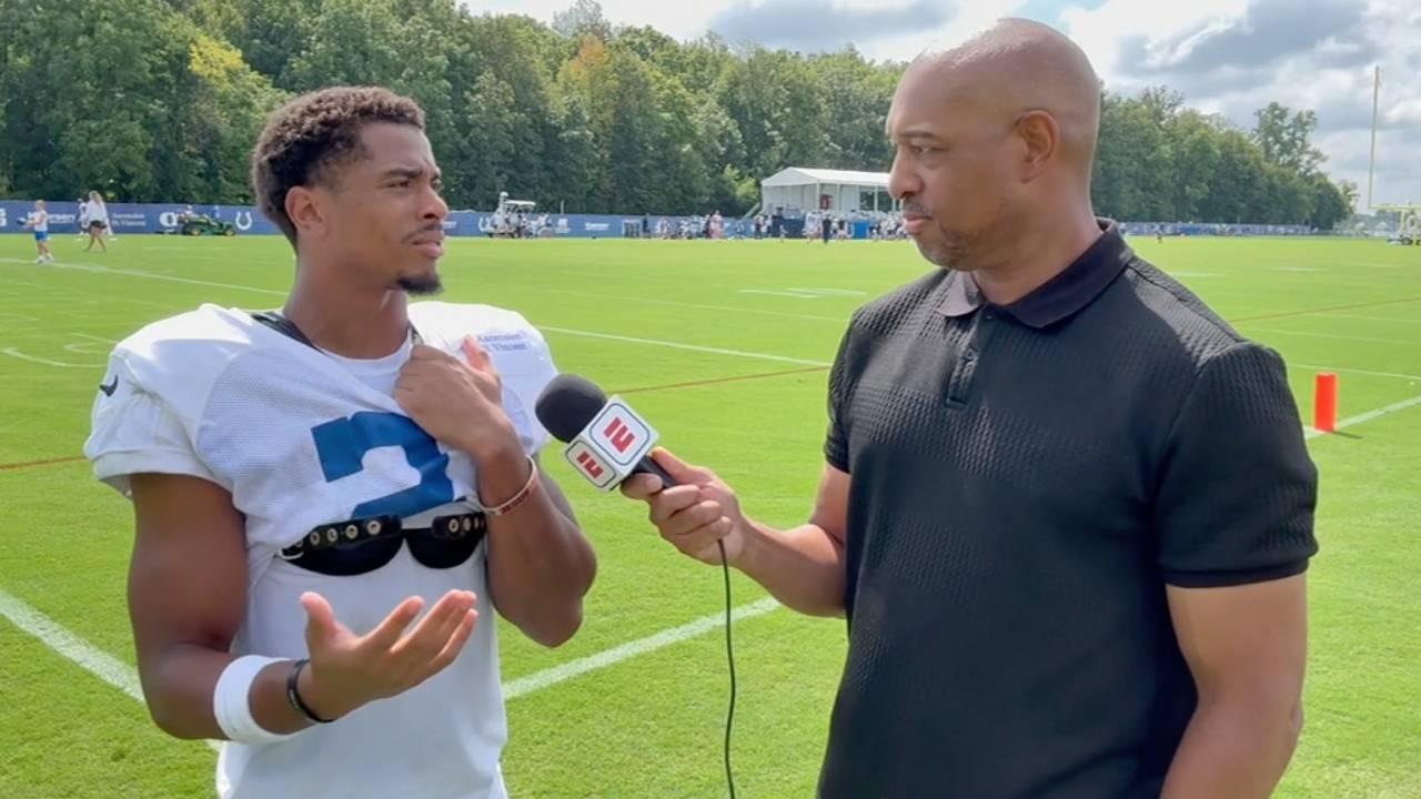 Josh Downs acepta los riesgos de jugar en la NFL