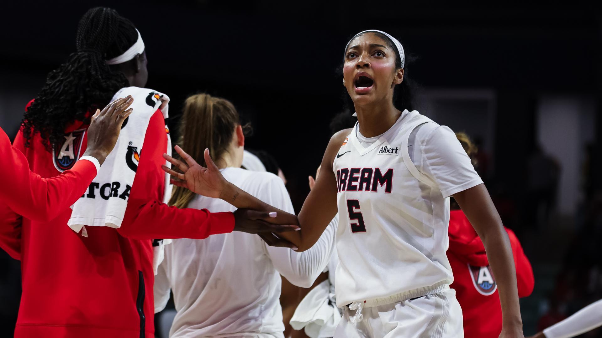 ¡Las Dream están en semifinales! Atlanta elimina 93-75 a las Mystics