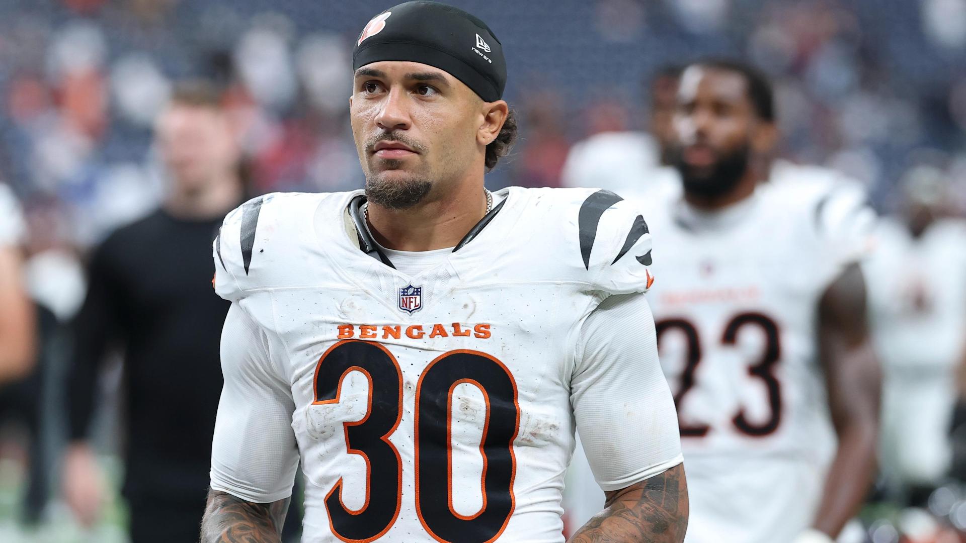 Bucky Irving or Chase Brown in Week 4? Clay and Dopp debate the 2 RBs