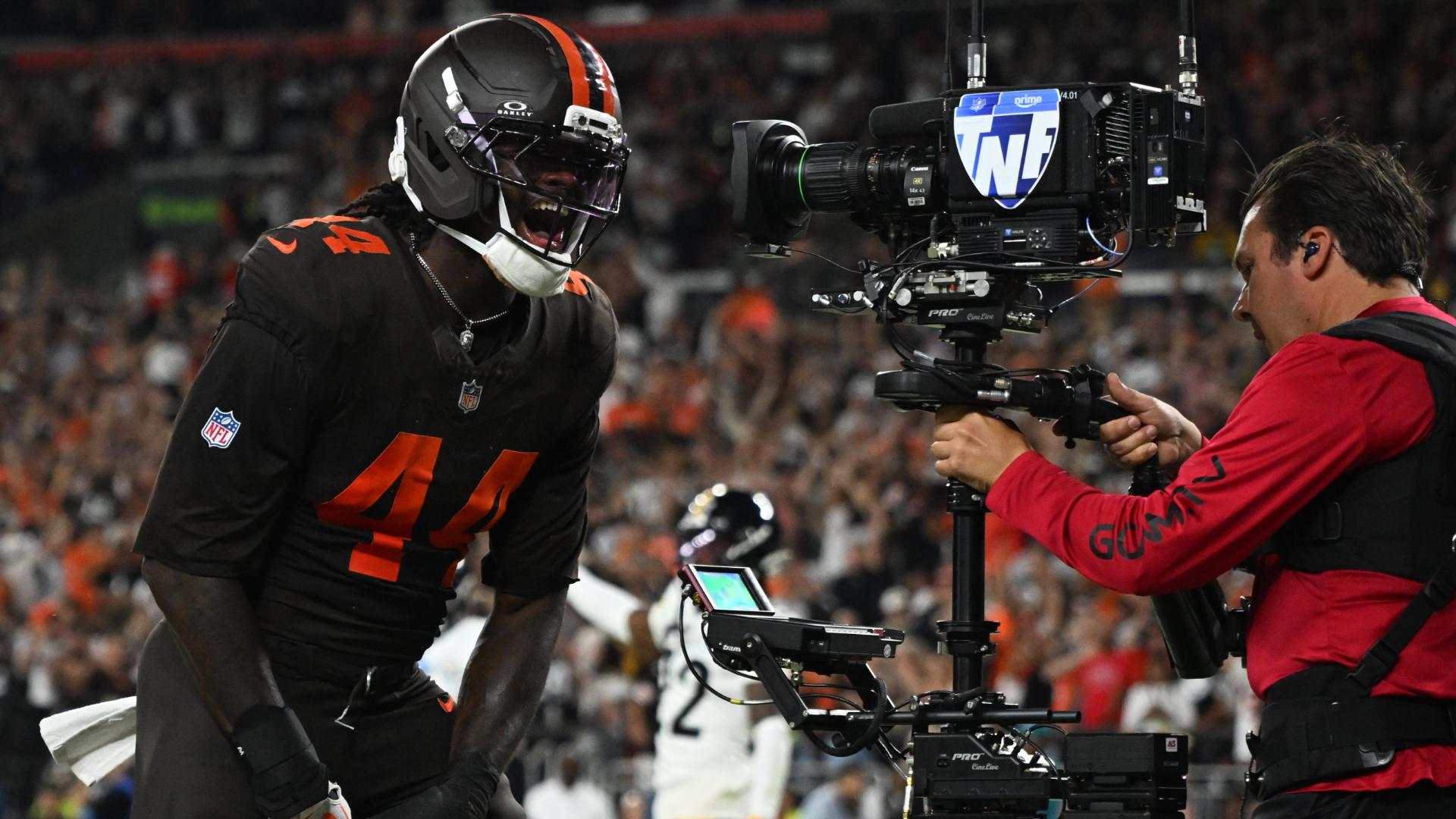 Watson leads another game-winning drive, Szmyt hits 56-yard FG and Browns beat Steelers 27-24