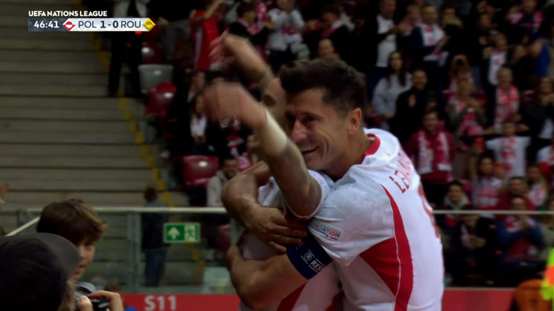 ¡Doblete de Lewandowski! Estaba donde tenía que estar y marcó para Polonia