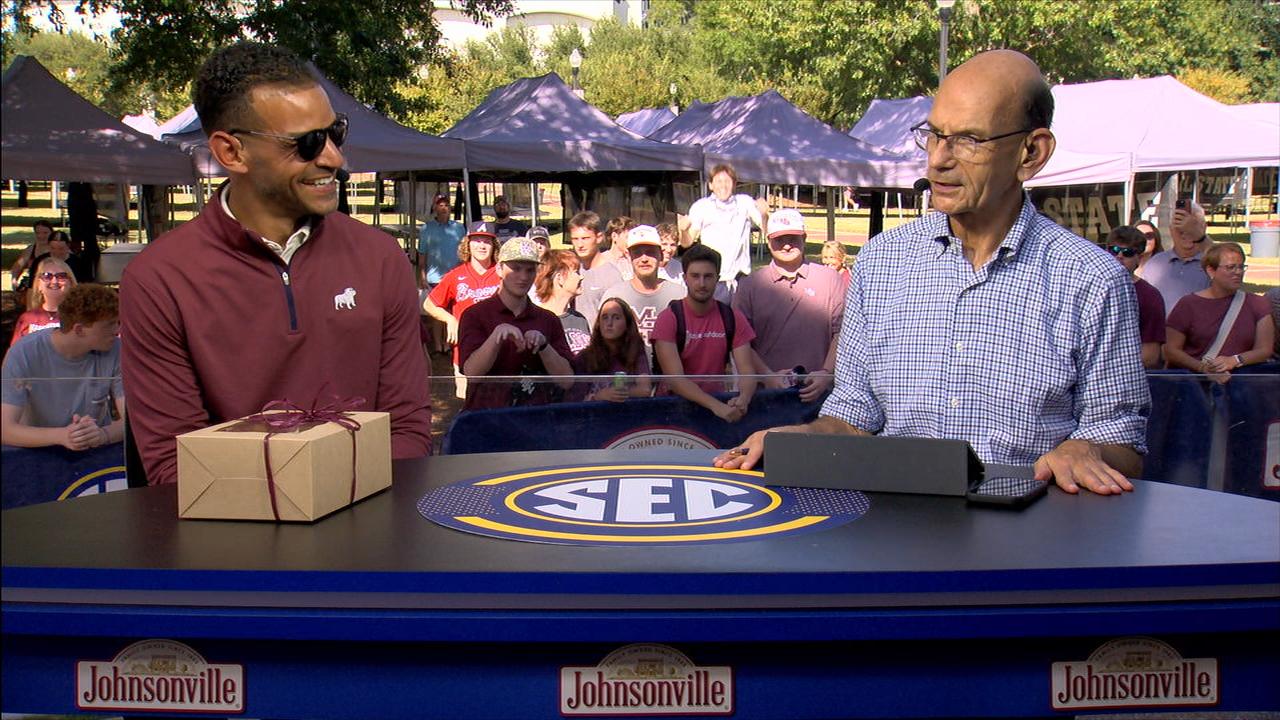 Zac Selmon says camaraderie bleeds from Bulldogs into the community