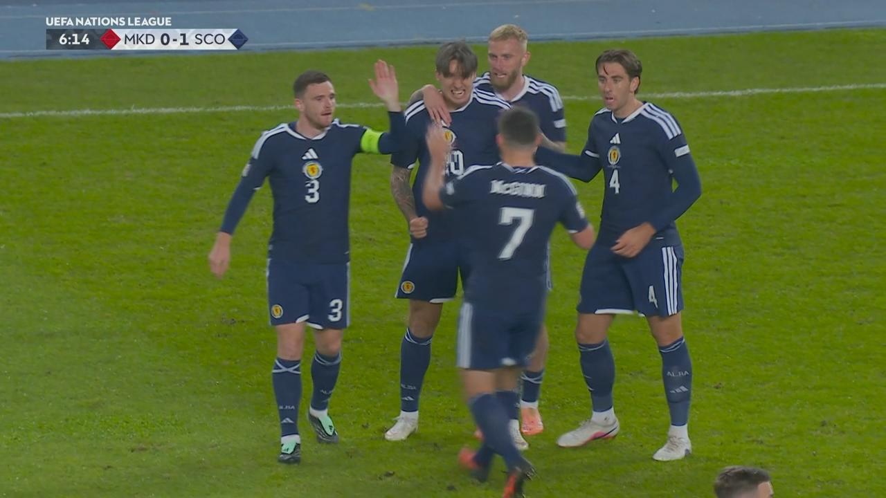 ¡Golazo de Bowie para el 1-0 de Escocia ante Macedonia del Norte!