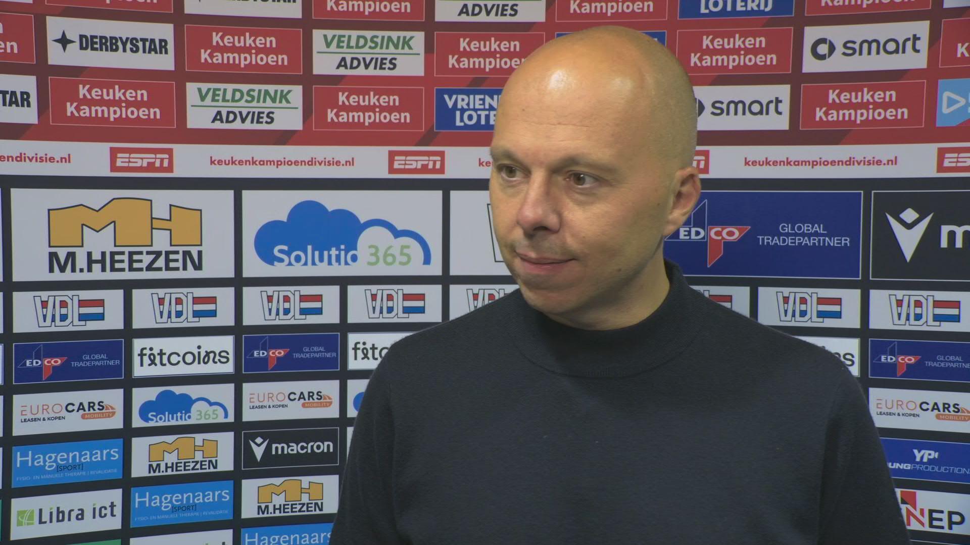 Duivenvoorden over meegereisde supporters: "Waanzinnig dat we hier het gevoel hebben dat we een thuiswedstrijd spelen"