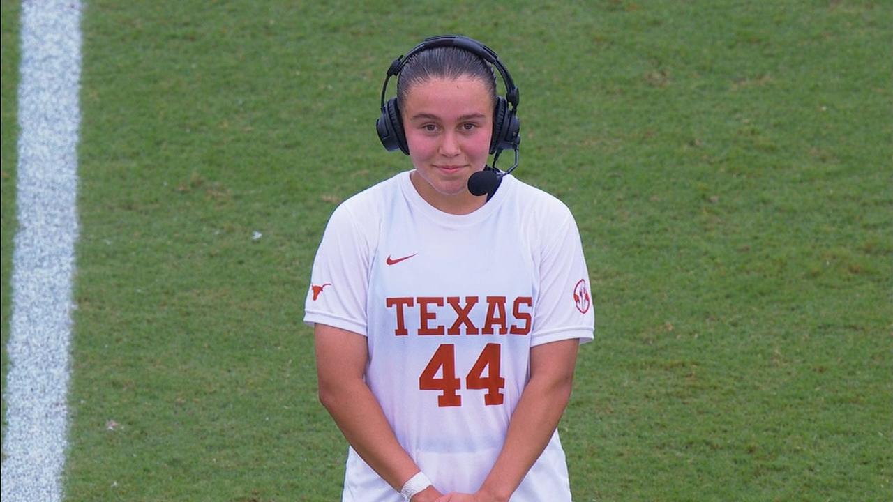 Amalia Villarreal on leading Texas to win over No. 21 Oklahoma