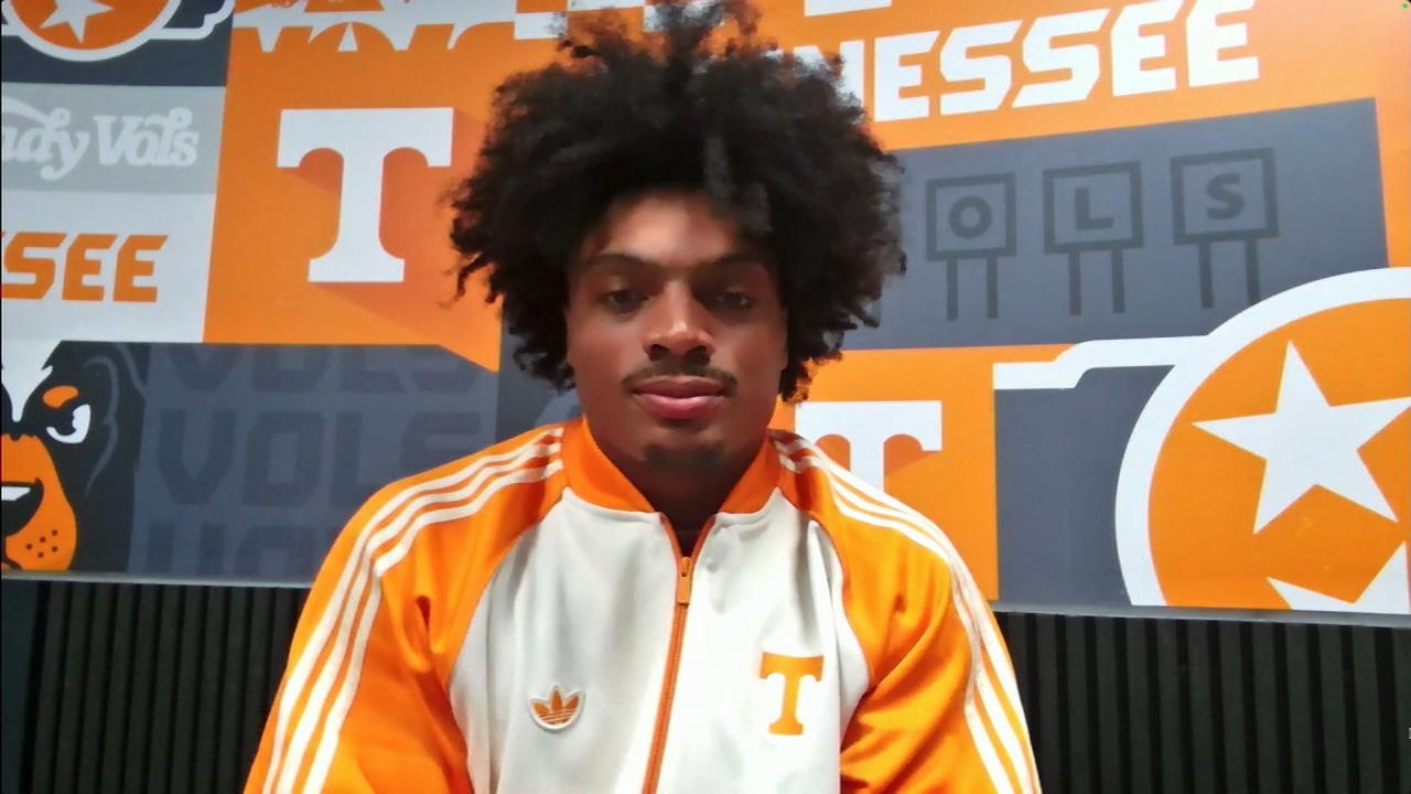 Vols RB DeSean Bishop looks forward to Hogs, thinks beyond football