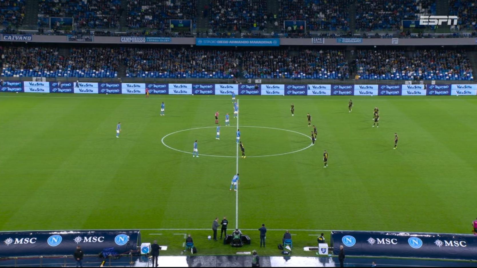 Com David Neres titular, Napoli recebe o Frosinone pela 6ª rodada da Série A