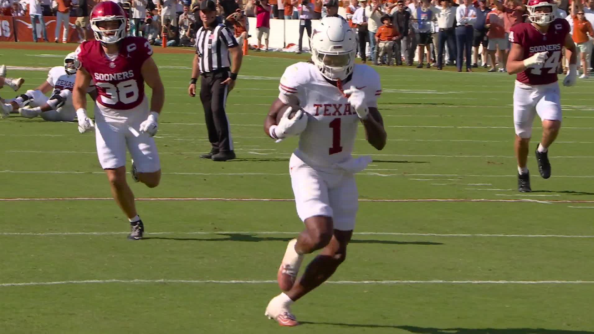 ¡Imparable! Ryan Wingo atrapa un touchdown clave para Texas