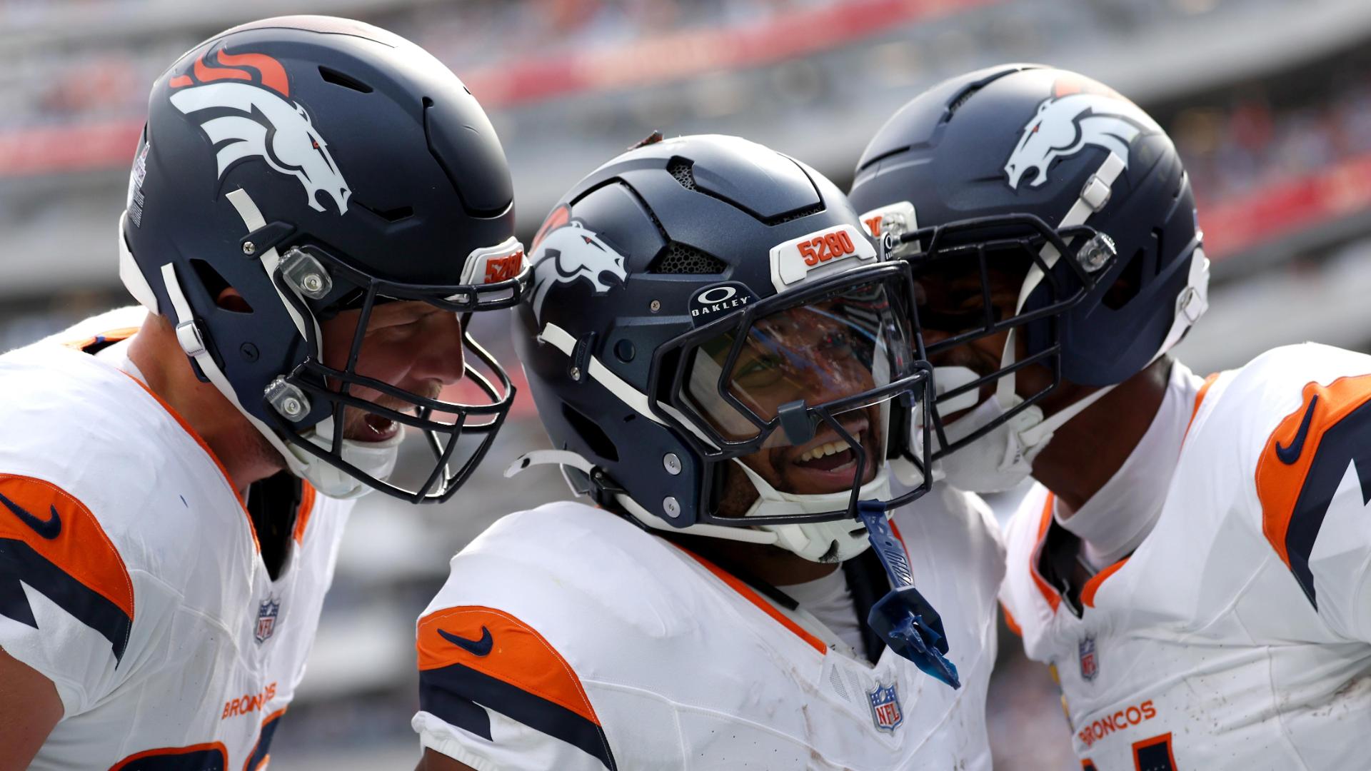 Touchdown Broncos! Dobbins "fura" a defesa dos Chargers e abre o placar; VEJA
